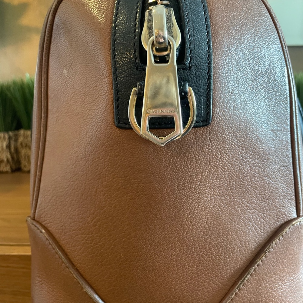 Givenchy Tote Bag (Medium Size) - image 2